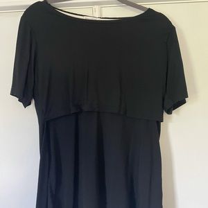 Smallshow nursing top. Size medium, black.